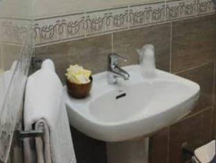 Hostel Lesseps