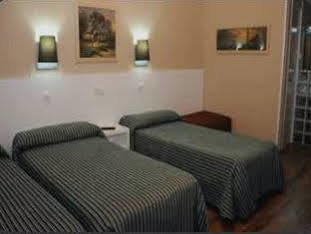 Lesseps Guest house 2*